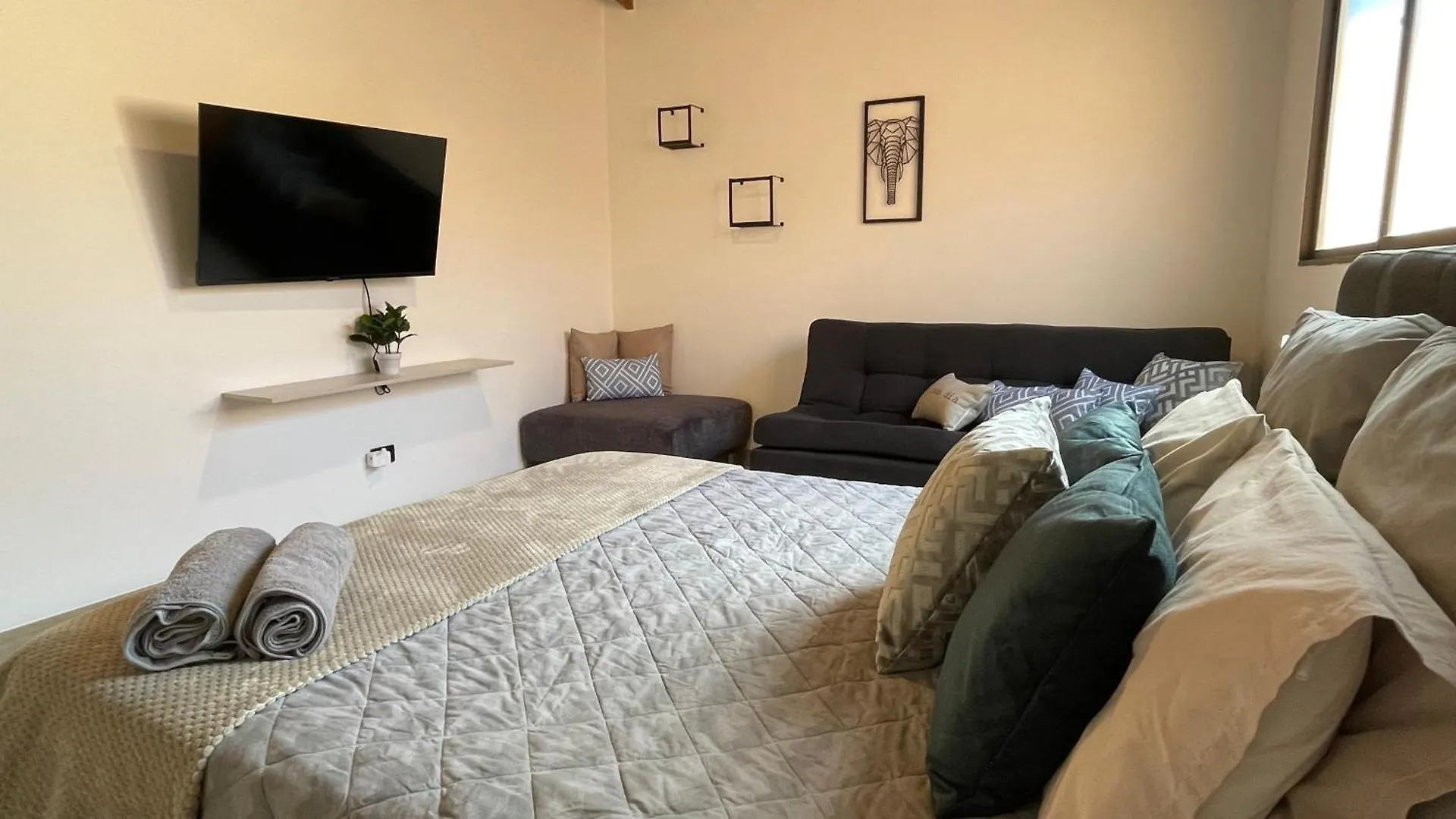 Apartment Center City Flats - Manila In El Poblado Medellin