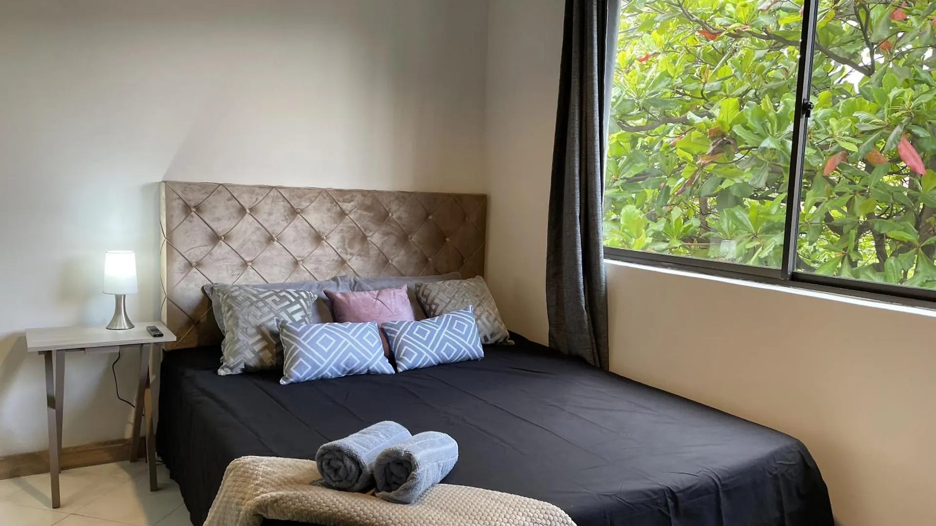 Center City Flats - Manila In El Poblado contacts