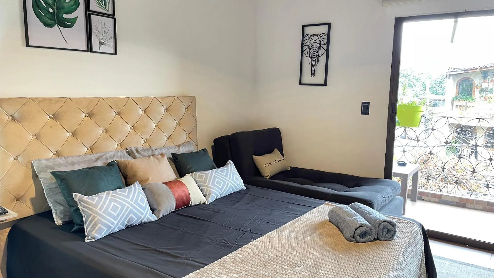 Apartment Center City Flats - Manila In El Poblado Medellin Colombia